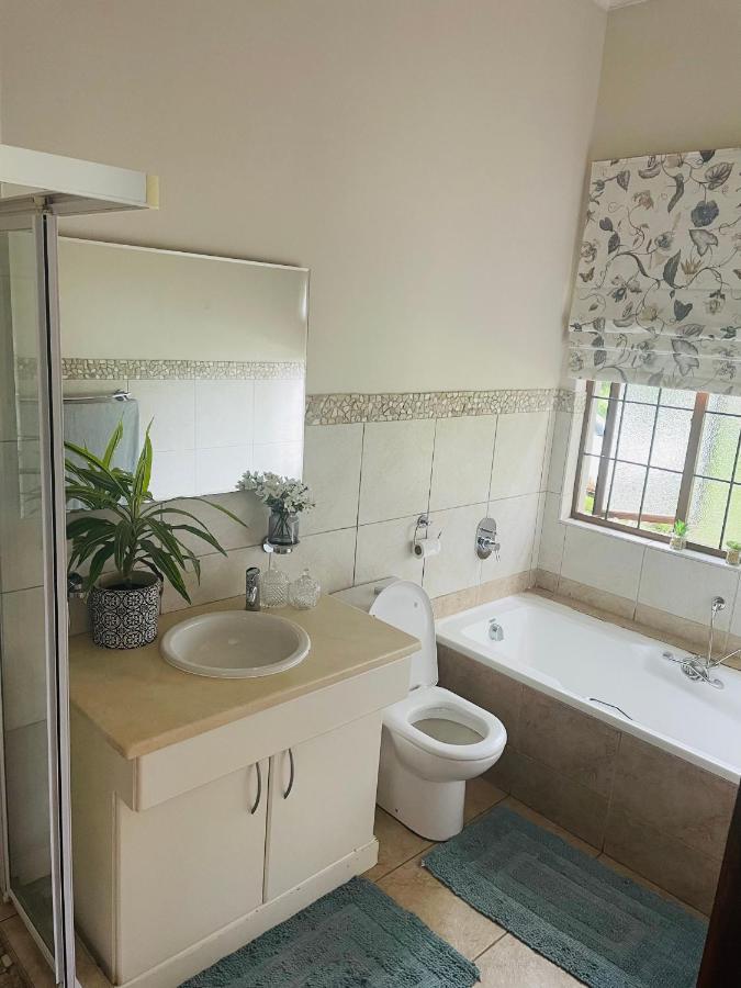 Porterfield Guest House, Champagne Valley Luaran gambar