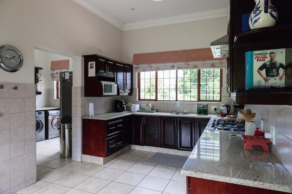 Porterfield Guest House, Champagne Valley Luaran gambar